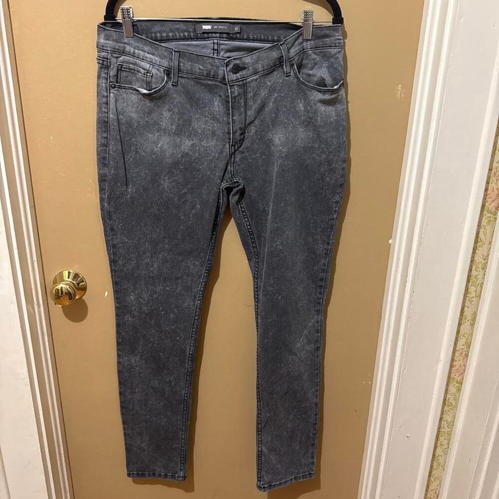 Gray wash skinny jeans